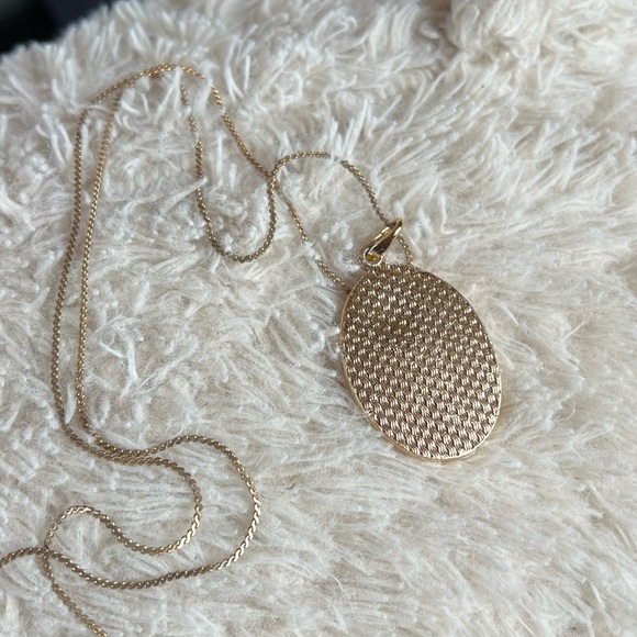 Gold Etched Necklace - Picture 5 of 6